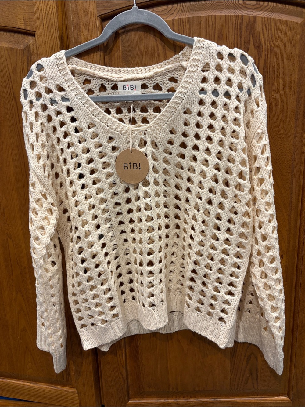 NWT BiBi Cream Open-Weave V-Neck Knit Sweater size small